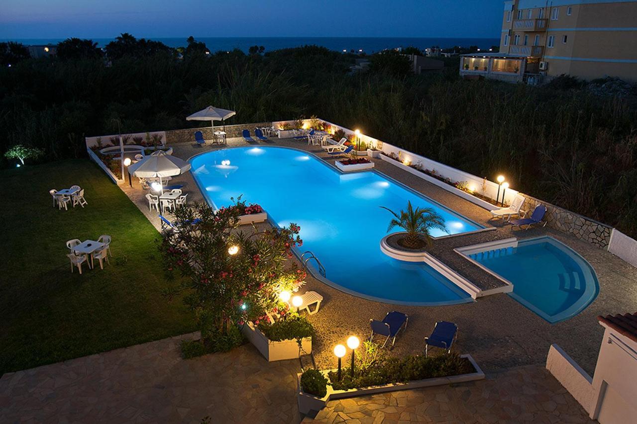 Albatross Hotel Maleme المظهر الخارجي الصورة